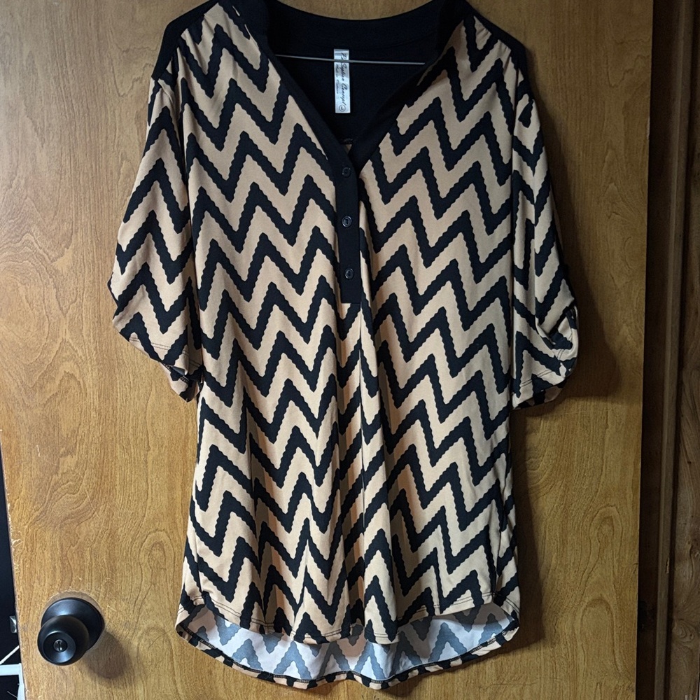 PerSeption Concept Black and Tan Chevron Button Down Shirt